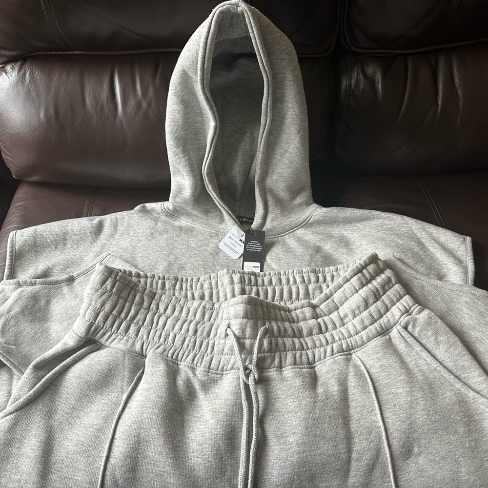 Daily Routine Fleece Pant Set - Picture 4 of 10